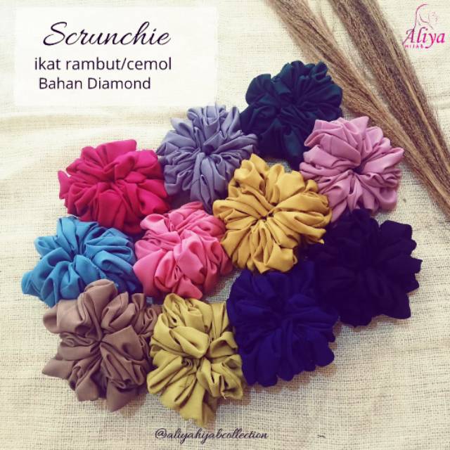 Ikat Rambut / Serunchie / Ikat Rambut sanggul