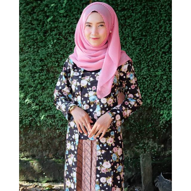 Kutubaru katun jepang. Kutubaru katun. Kutubaru. Kebaya. Ananthakebaya. Rok batik