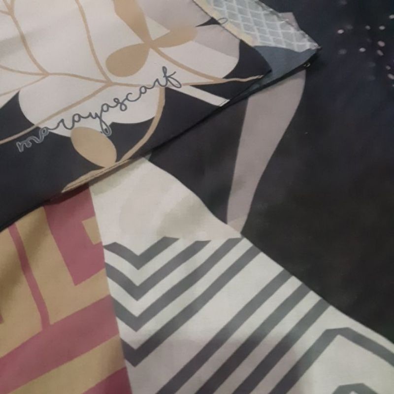 maraya scarf preloved