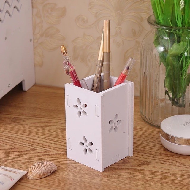 

TEMPAT PENA . BEE533