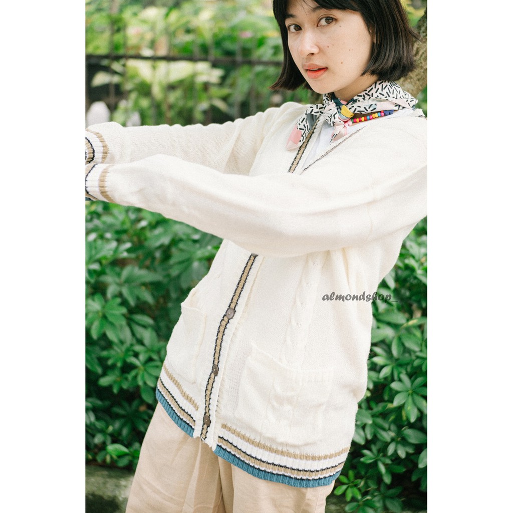 Queena Cardy / Cardigan Rajut Korean Style / Cardi Queen / Outer Rajut Wanita