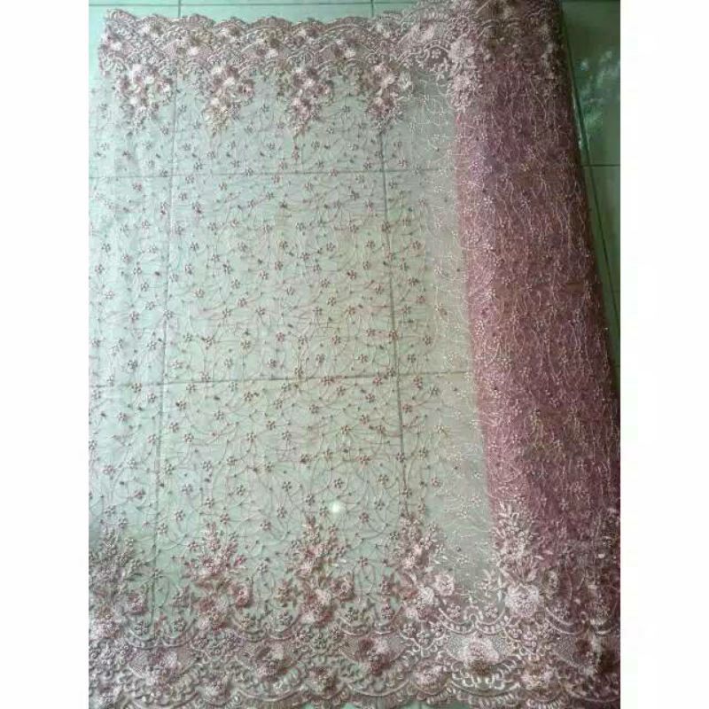 Kain Tile Akar Tumpal Motif Tralis