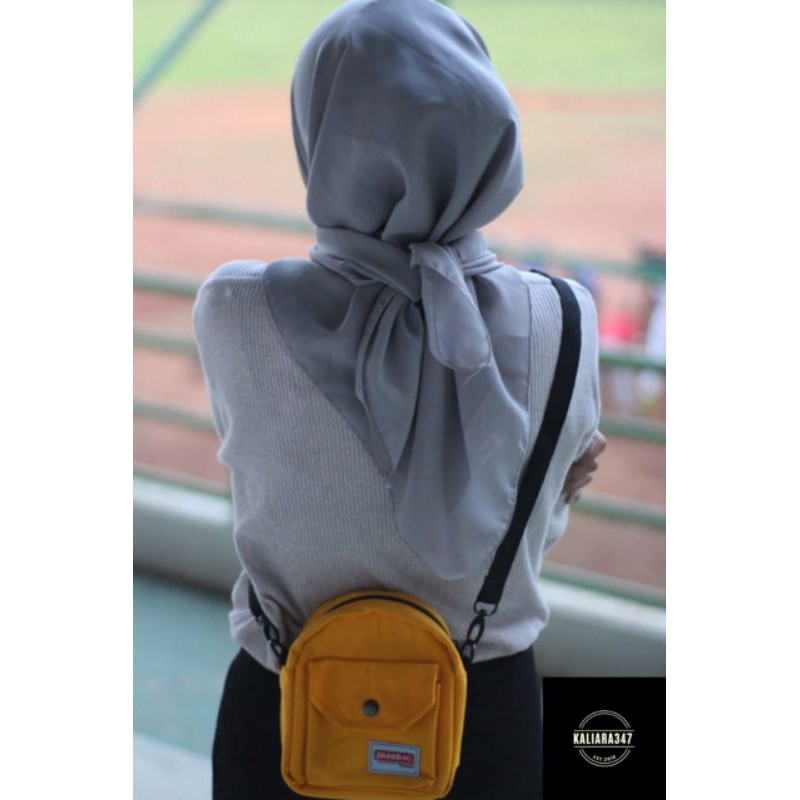 Tas selempang Mini Wanita bahan canvas