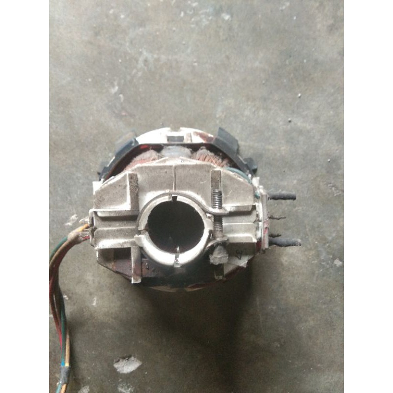 yoke tv leher kecil,bekas