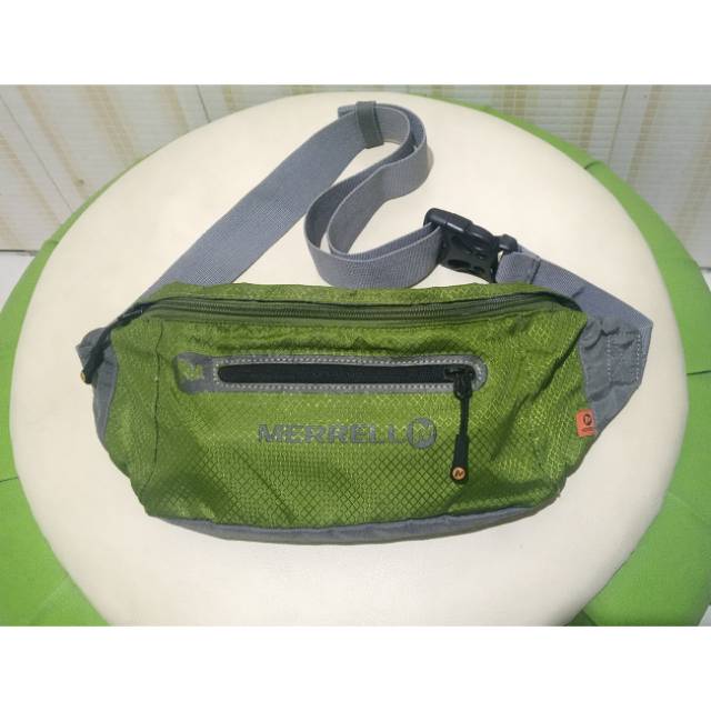 Original MERRELL Waistbag
(Preloved)