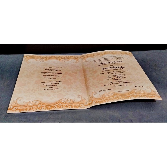 UNDANGAN MURAH MODEL ERBA W 1802