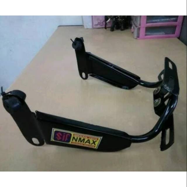 breket plat nomor nmax / dudukan plat nomor depan n max