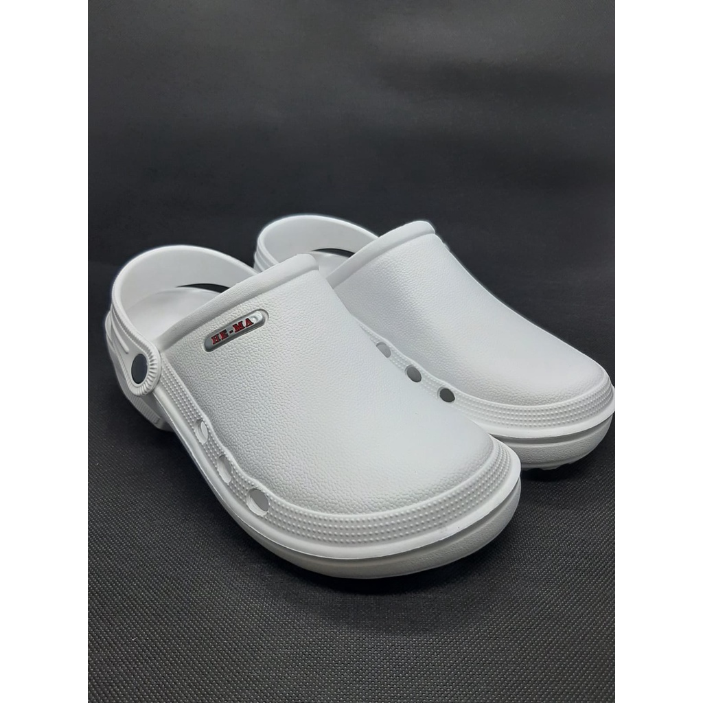 Sandal Baim Putih/sandal perawat size wanita 36-40