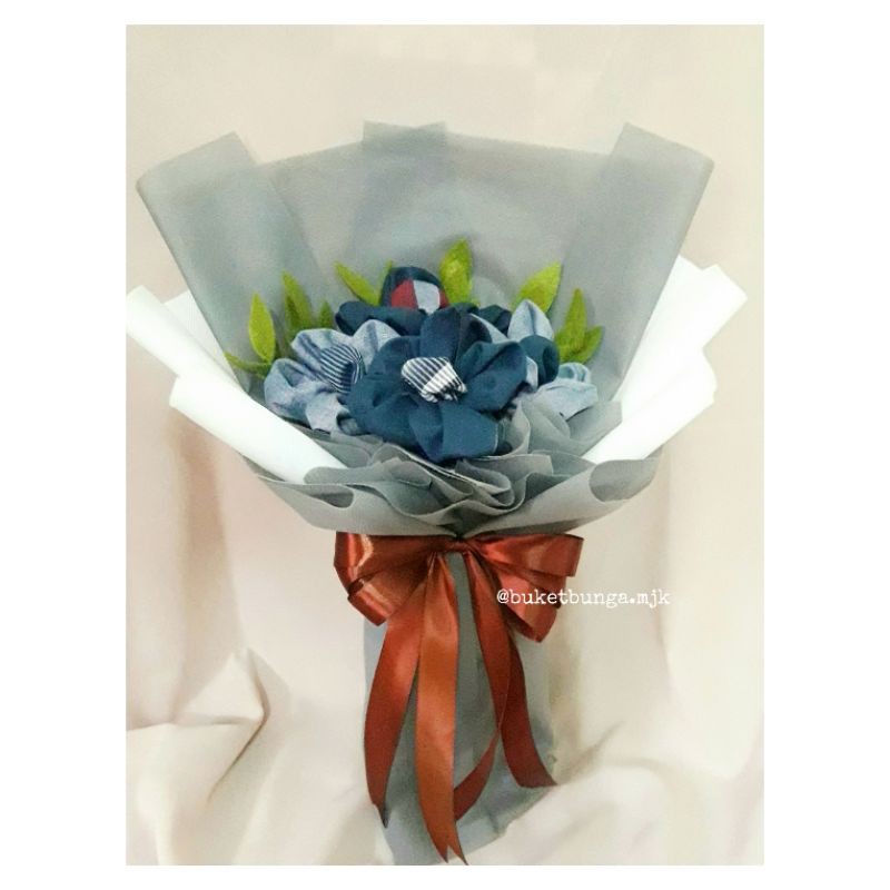 buket sarung / wadimor/ kado cowok/ buket bunga/ kado/ reni florist