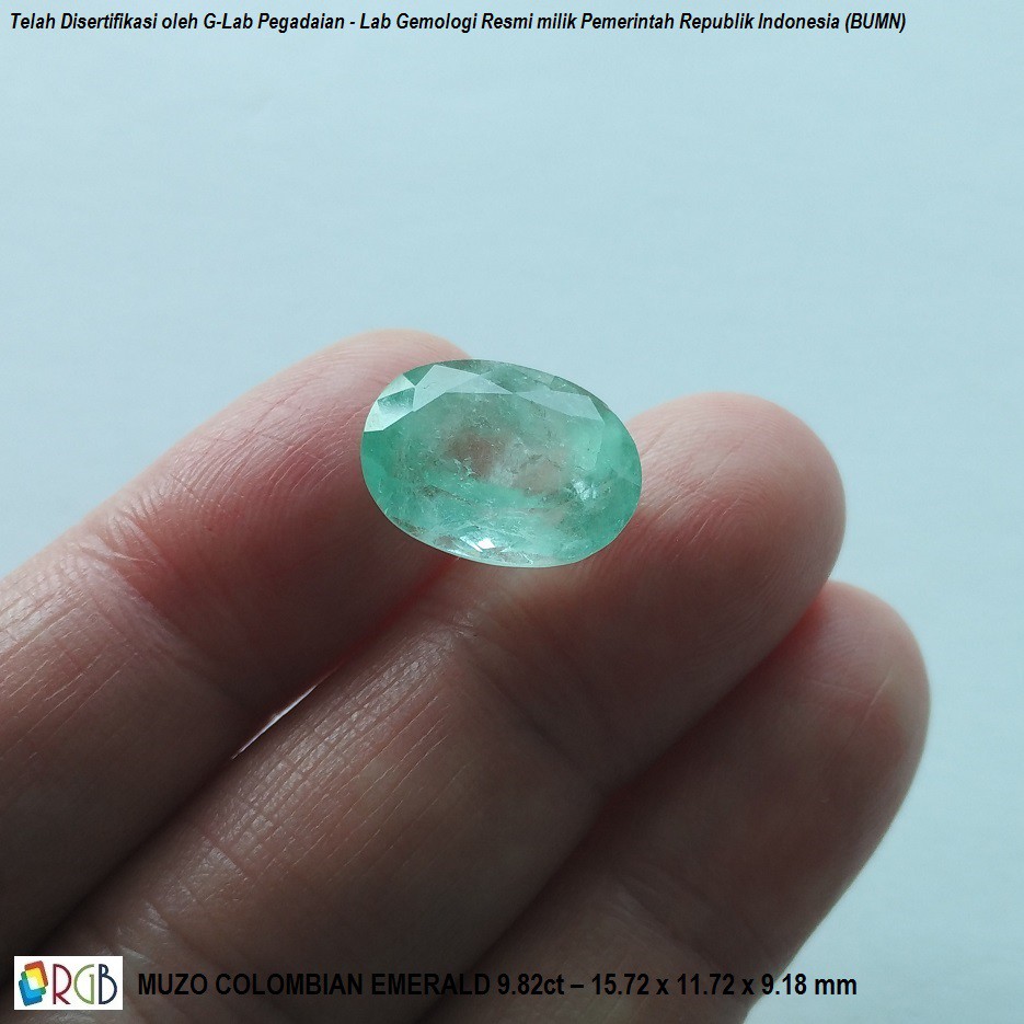 Natural Emerald 9.82 Ct - Muzo Colombia