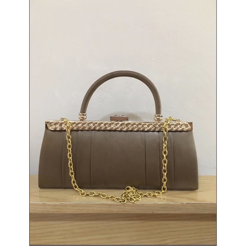 Tas Pesta Clutch Gold