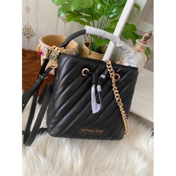 MK Suri small bucket xbody black nwt