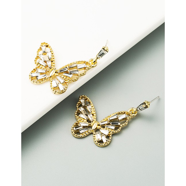 LRC Anting Tusuk Fashion Golden Butterfly Alloy Diamond Cutout Earrings K69822