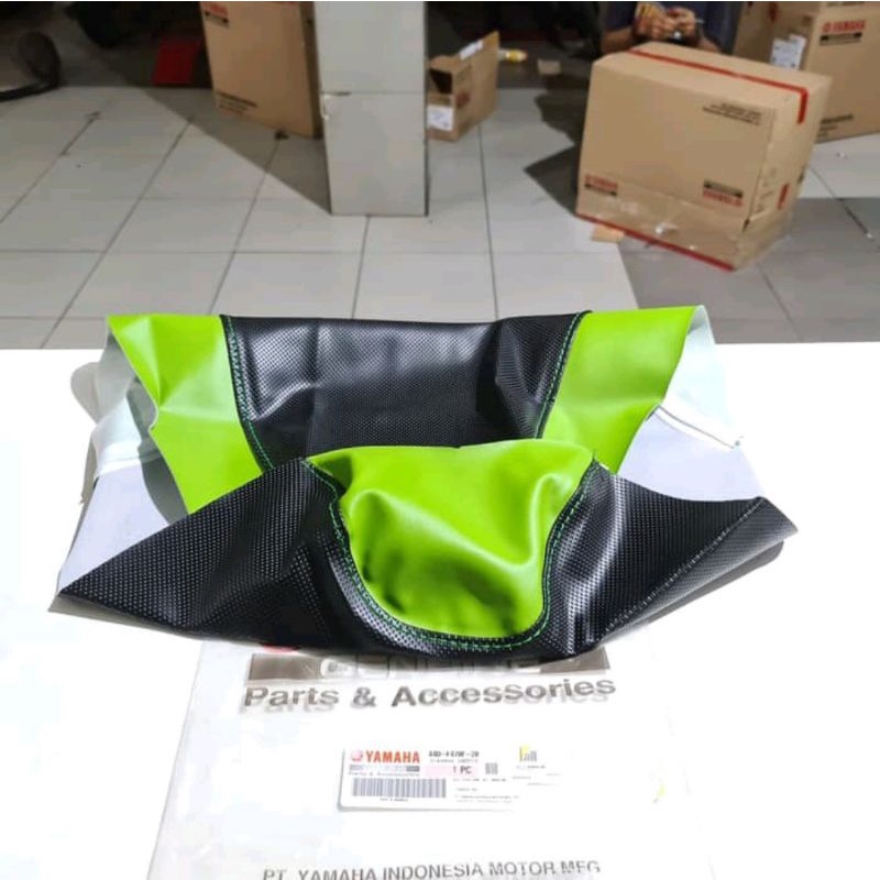 KULIT JOK SARUNG JOK XEON KARBU XEON RC XEON GT HIJAU HITAM ORIGINAL YAMAHA