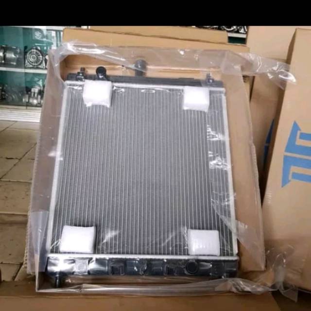 Radiator Suzuki APV manual