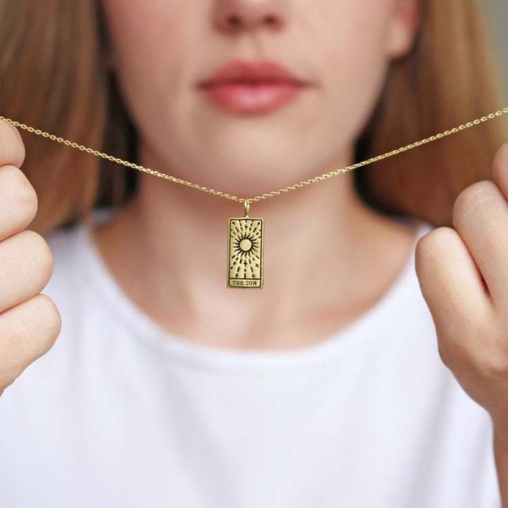 Hu Hu Hu Hu Hu Alat Bantu Pasang Kacamata♡ Kalung Rantai Leher Adjustable Bentuk Tarot Bahan Alloy Untuk Unisex