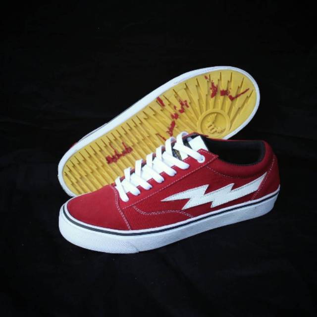 Word Division CLS Red