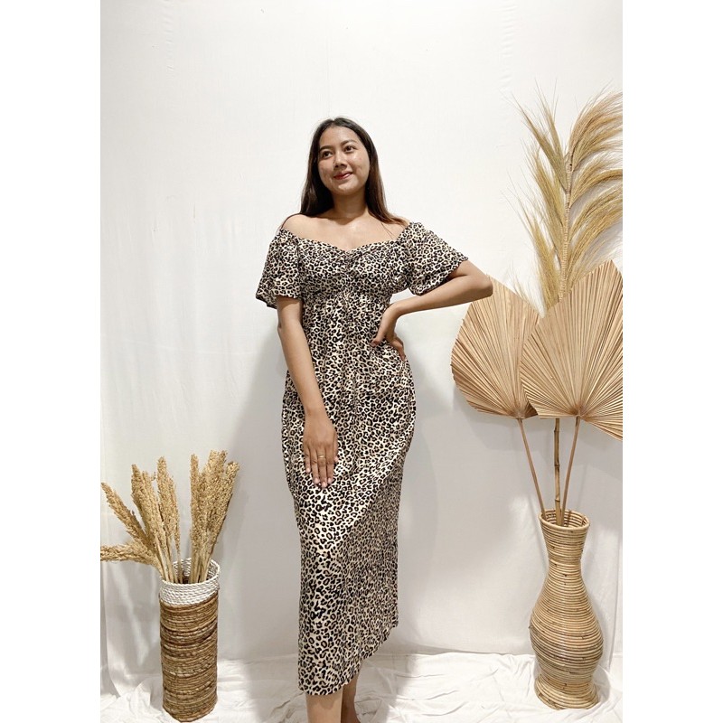 Pusat Fashion Wanita Terlaris DASTER ZHARA PANJANG MACAN BALI
