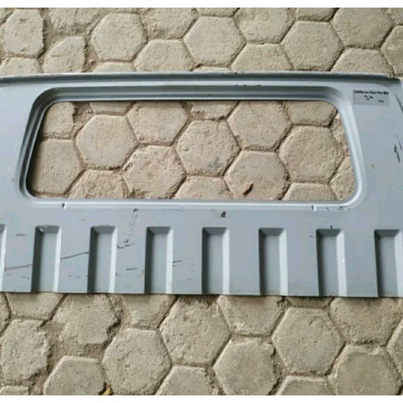 Sandaran Mitsubishi L300 bagian atas