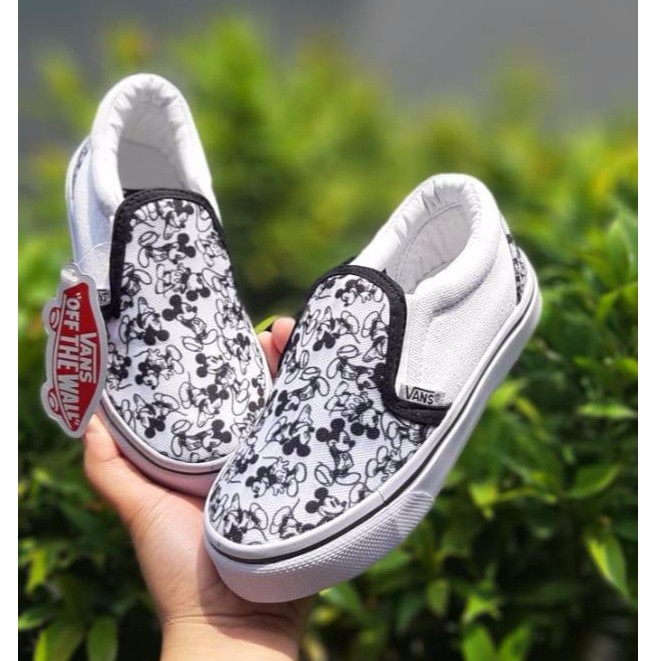 SEPATU ANAK VANS SLIP ON MICKY MOUSE HITAM PUTIH FASHION KIDS