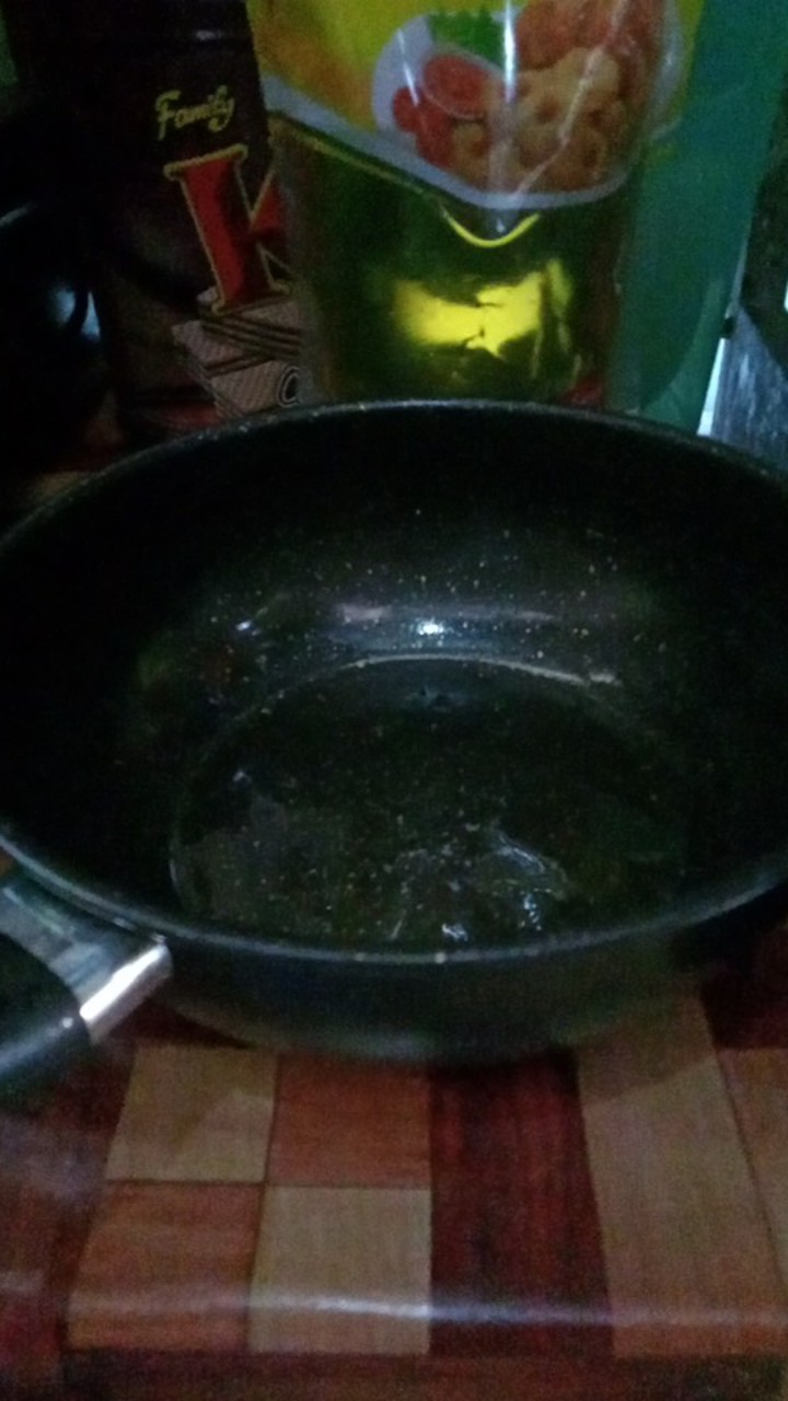 Frypan Hitam Calypso Penggorengan Anti Lengket Wajan Panci Teflon Super Non Stick