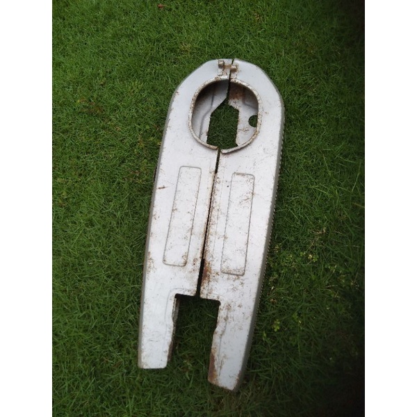 katengkas kateng tutup rantai Suzuki Shogun 110 original