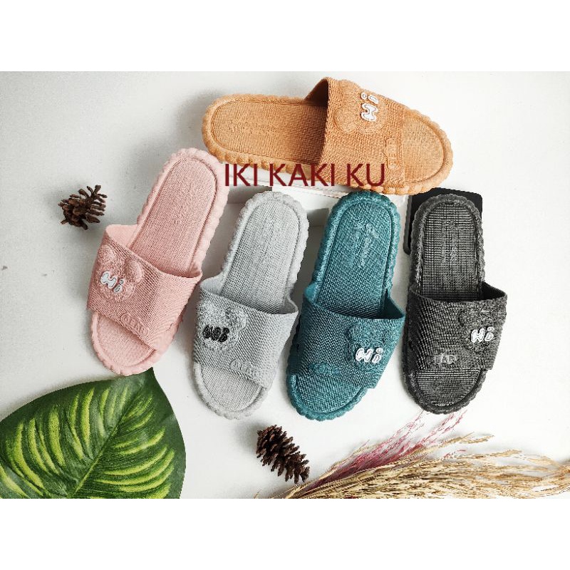 SANDAL SELO BERUANG HI PAW CAP KAKI ANJING BAHAN KARET LENTUR BEST SELLER BALANCE 999-B1