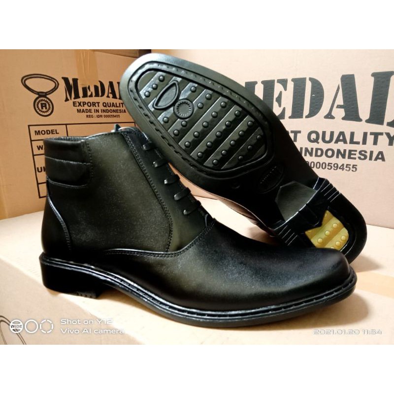 SEPATU KULIT PRIA PDH BOOTS SEPATUPOLISI SEPATU PRIA SEPATU KERJA SEPATUKULIT SEPATUPRIA SEPATUBOOTS