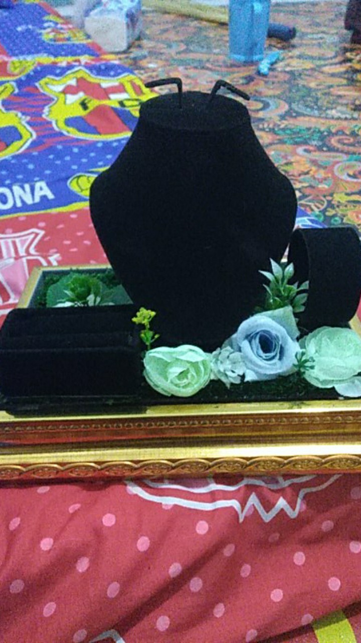 Tempat Perhiasan Mahar Rumput Seserahan