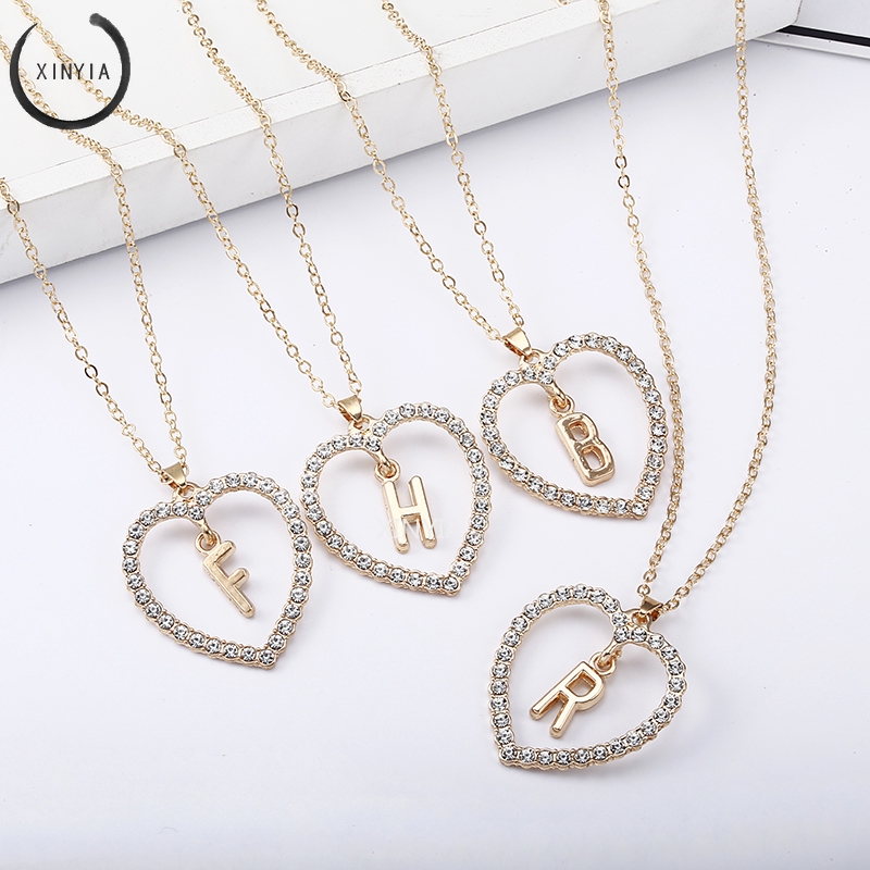 Kalung Titanium Fashion Rantai Huruf Liontin 26 Hadiah Huruf Inggris Necklace