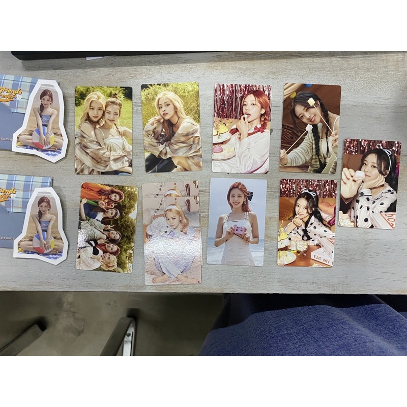 TRADING CARD PC ITZY SEASON GREETING 2022 BEST FRIEND FOREVER