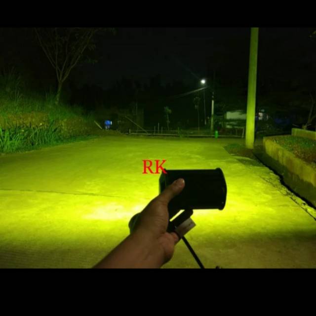 LAMPU SOROT LED KUNING LAMPU KABUT LED OUTDOOR MOBIL DAN MOTOR LAMPU TEMBAK LED KUNING  FOGLAMP