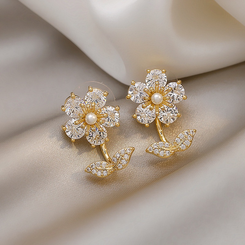 Anting-anting bunga kristal gaya korea sederhana fashion elegan