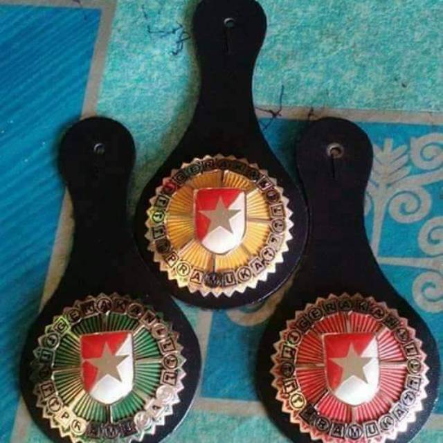 Tanda jabatan pelatih pramuka KPD