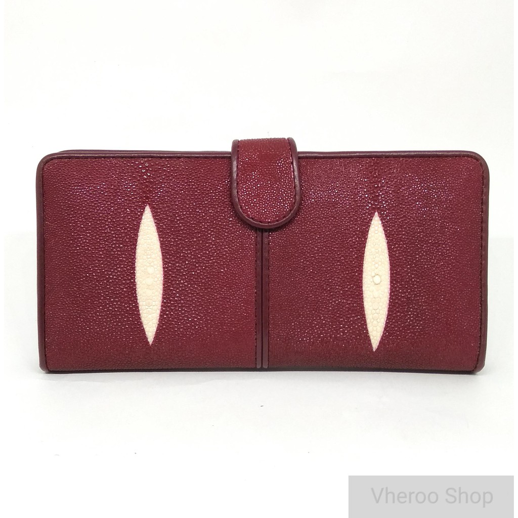 Dompet Wanita Kulit Pari Lipat Dua Kancing Panjang Merah Marun