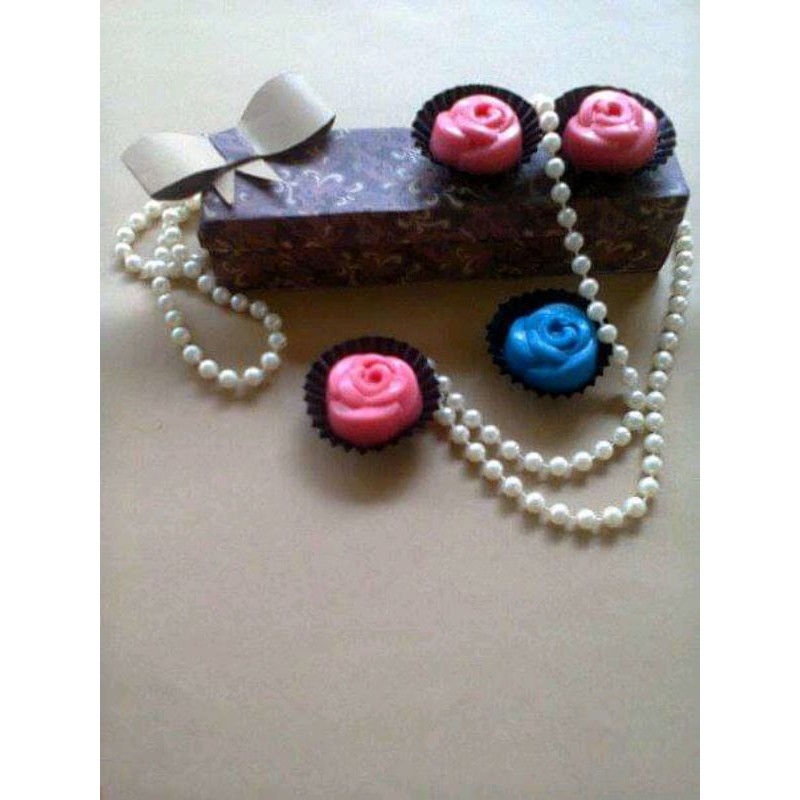 

coklat bentuk mawar