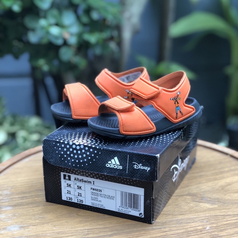 adidas altaswim disney