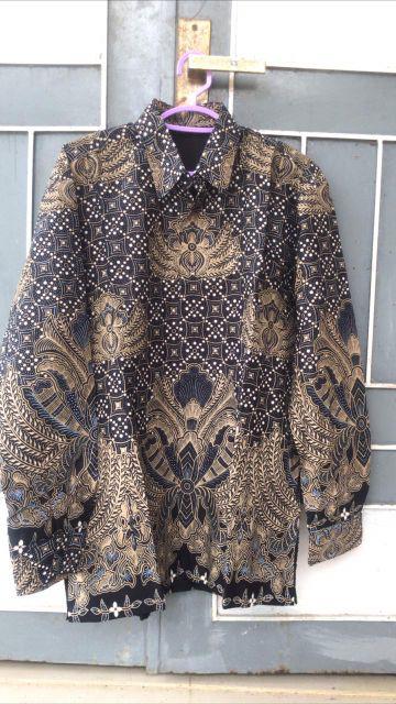 Gurdo Pari Kemeja Batik Dasar Hitam Pria Full Furing Katun Primisima Batik Solo Batik Pria Eksklusif