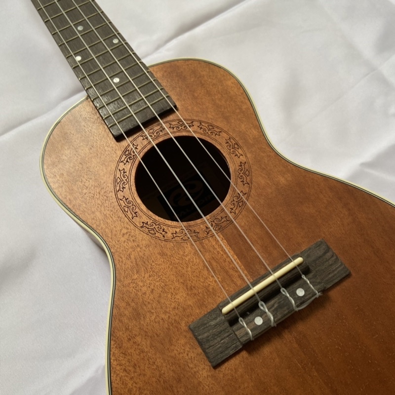 [PRELOVED] Ukulele Concert Paladin UK24 23" (second) (lengkap kardus & softcase)