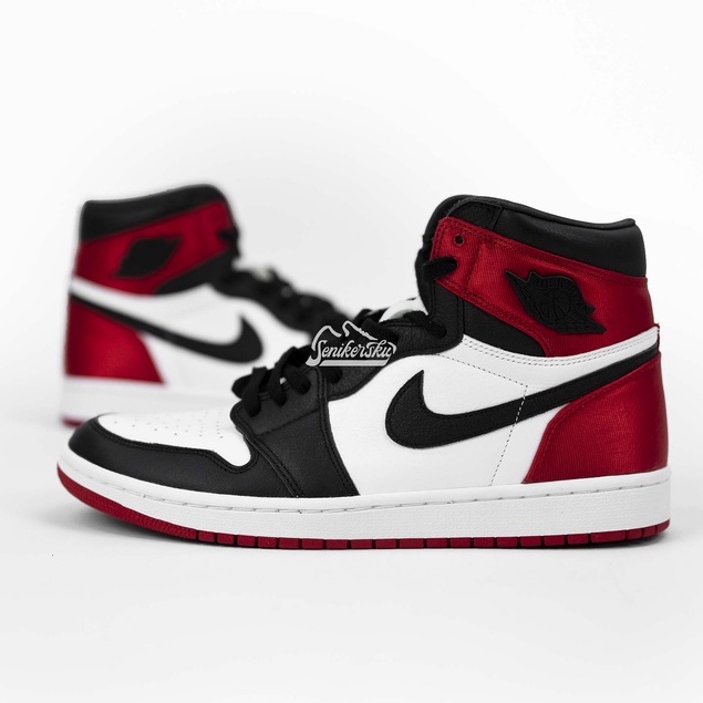 Air Jordan 1 High Satin Black Toe