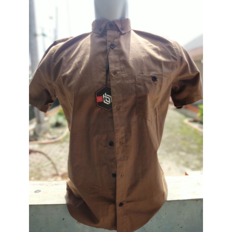 Kemeja Pria Brother Bross Casual/ NonFormal Warna Coklat Lengan  Pendek