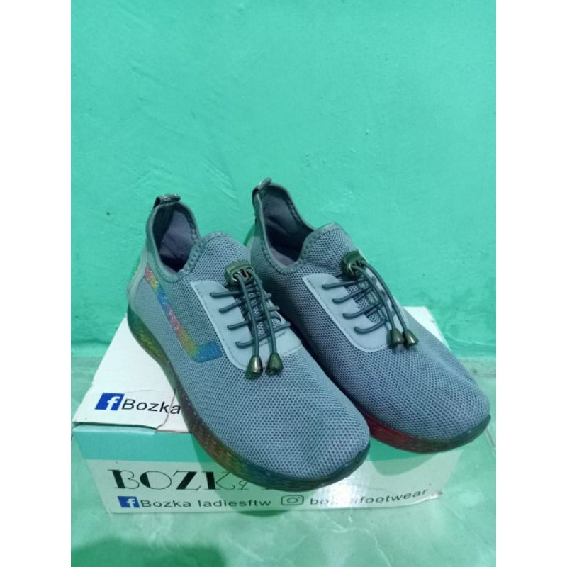 Sepatu Sport Wanita Merk Bozka