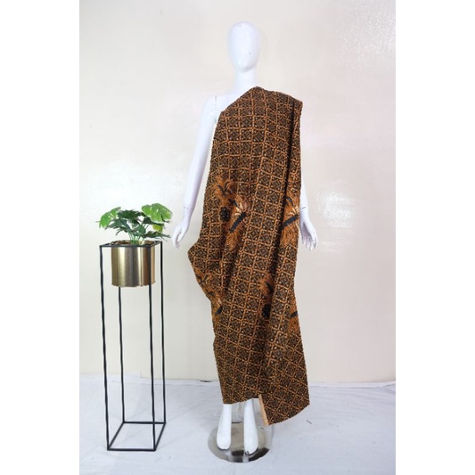 Bahan Batik Kombinasi Tulis Motif Cakar Debyah