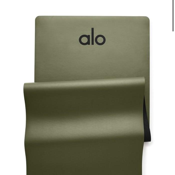Alo Yoga Warrior Mat