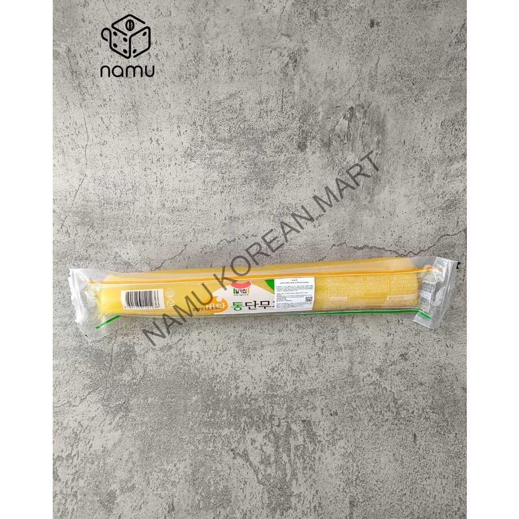 

ILGAJIP Vita Tong Danmuji 500gr - Whole Pickled Radish / Acar Lobak Kuning Korea