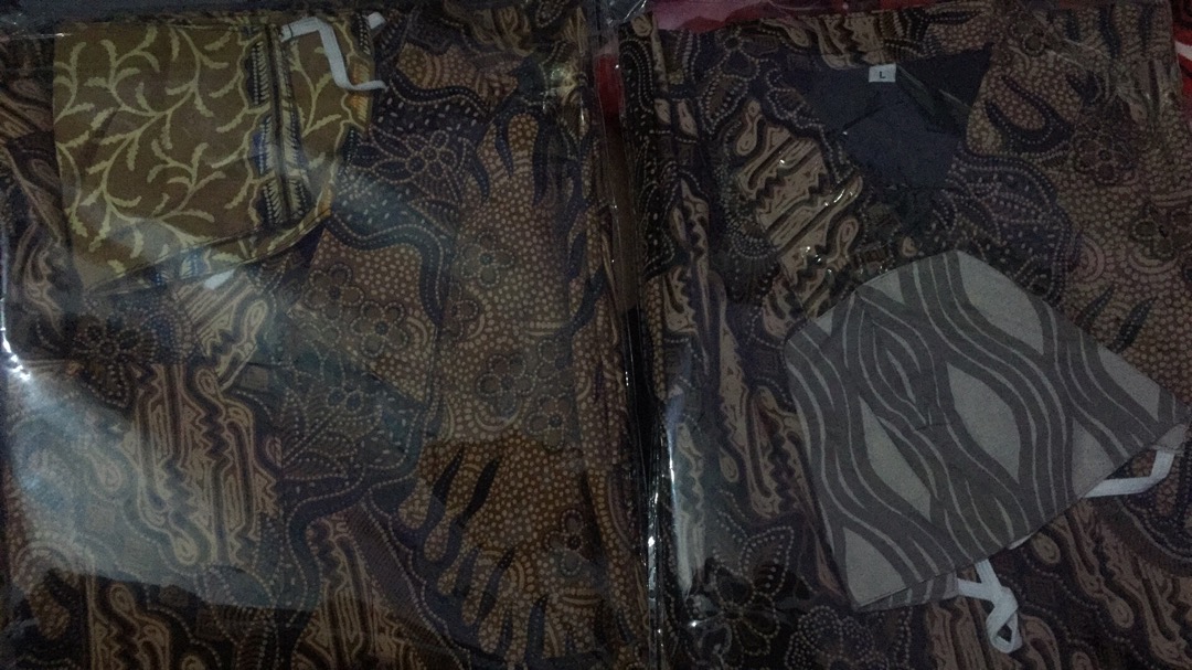 Kalem Coklat 3 Kemeja Batik Pria Lengan Panjang Lapis Furing Katun Primisima Batik Solo