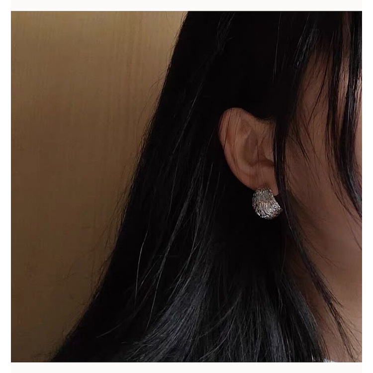 Anting Tusuk Bentuk Bulat Warna Silver / Gold Untuk Wanita