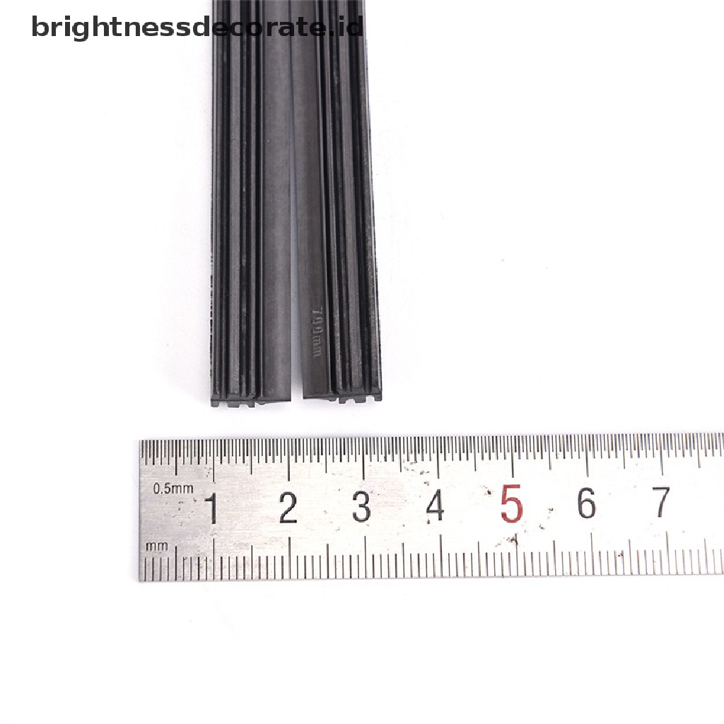 [birth] 2pcs 28&quot; Auto Car Bus Windshield Frameless Rubber Wiper Blade Refill Hot Sale [ID]