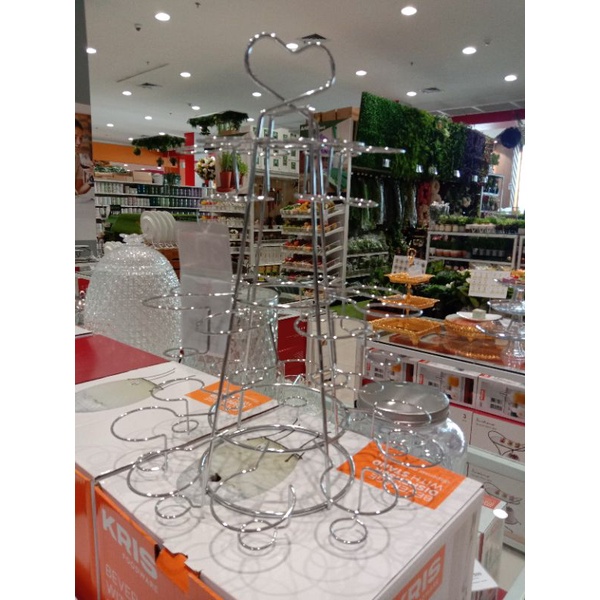 Rak gelas Aqua susun