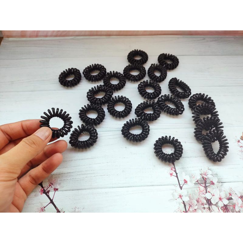 IKAT RAMBUT SPIRAL HITAM UK 3CM/5CM PER PCS